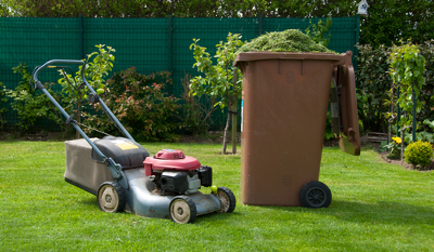 Services jardinier tondeuse pelouse La Rochelle